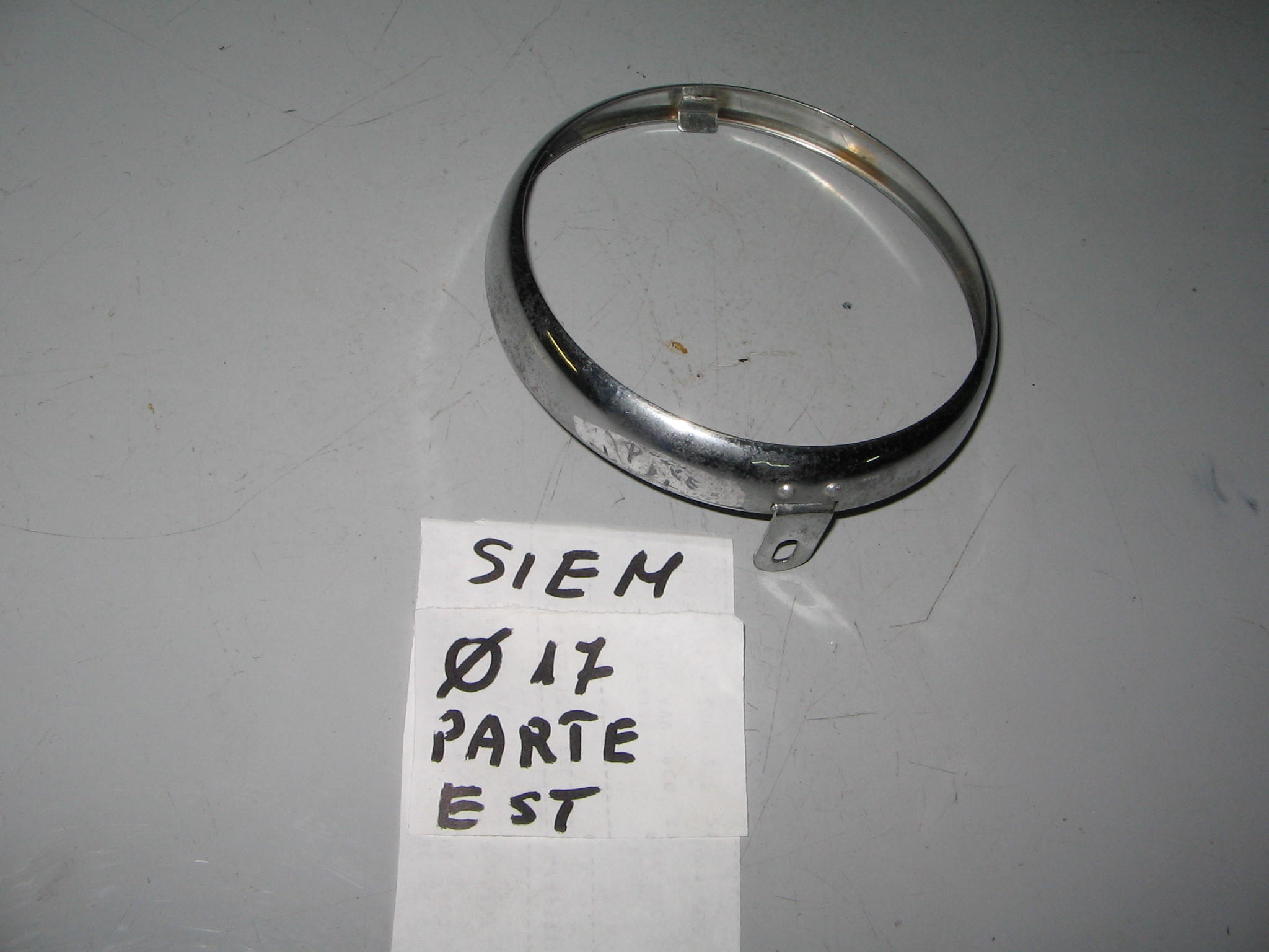 VESPA FARO BASSO SIEM. NUOVO --N.6045